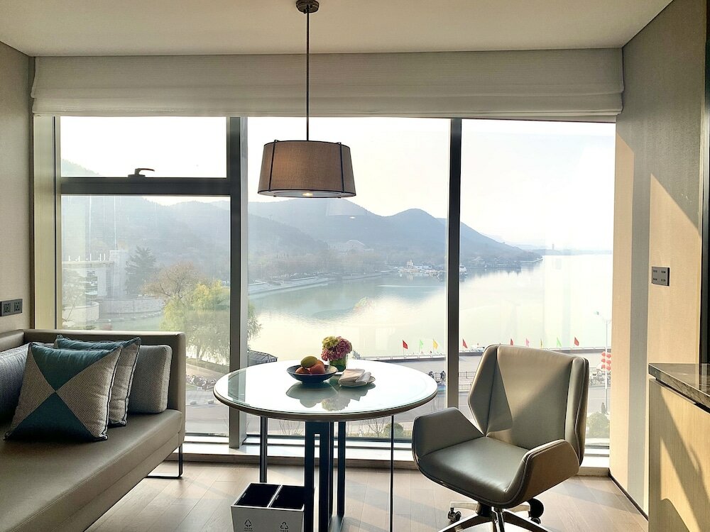 Фото Xuzhou Marriott Hotel Lakeview