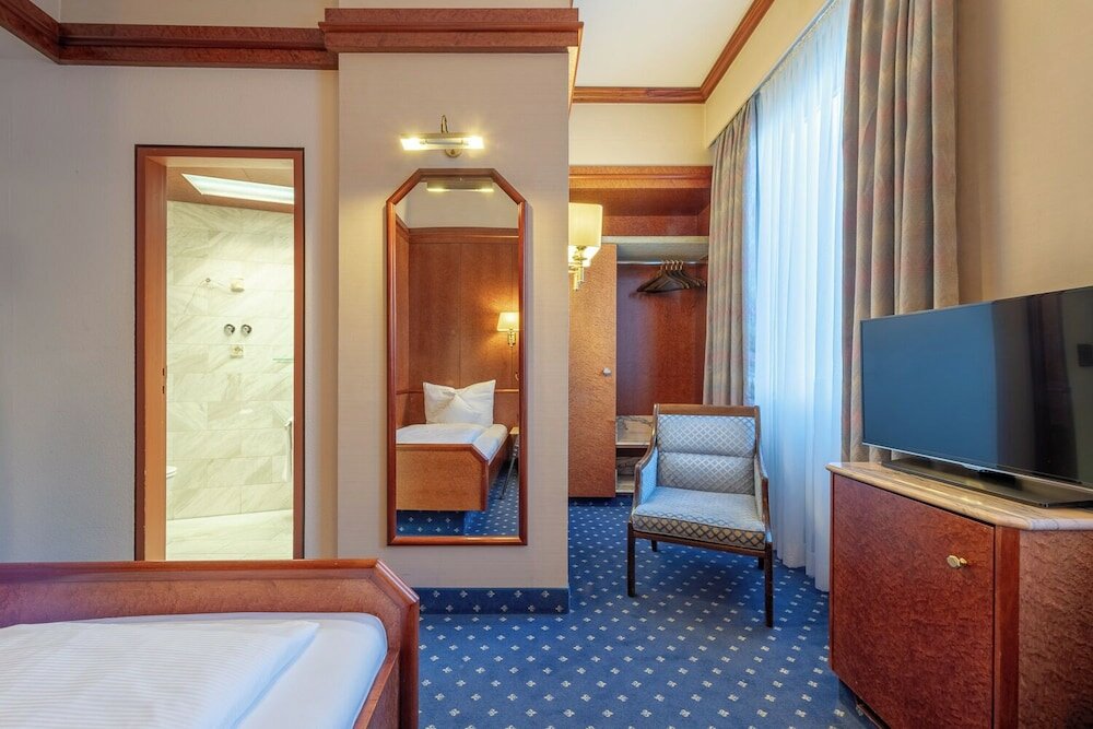 Фото Hotel Royal