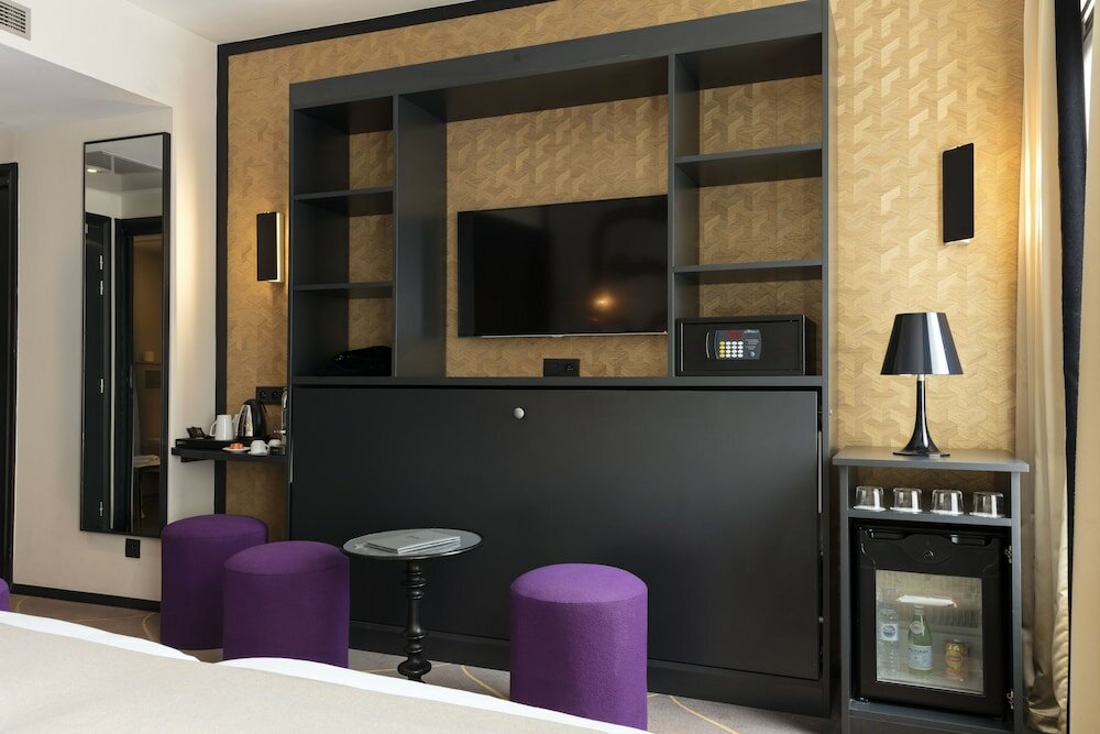 Фото Hotel Yllen Eiffel