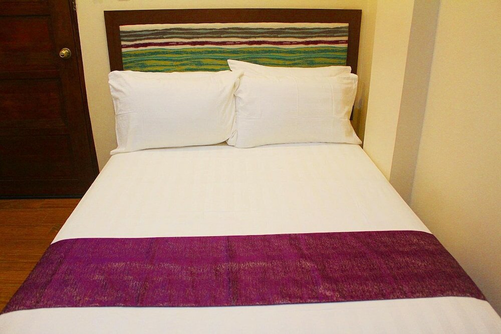 Фото Golden Gate Suites