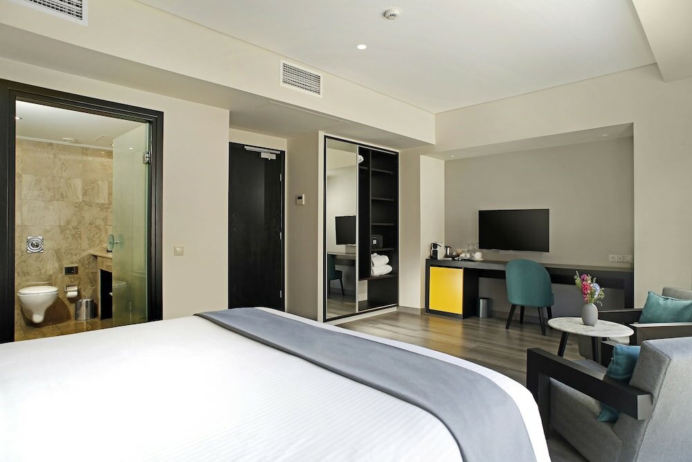 Фото Lozenge Hotel