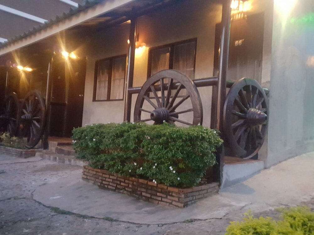 Фото Sugar Cane Guest House 1