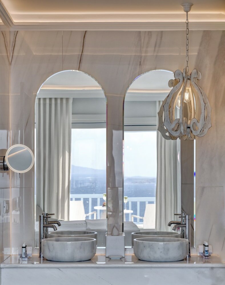 Фото Saint John Hotel Villa SPA