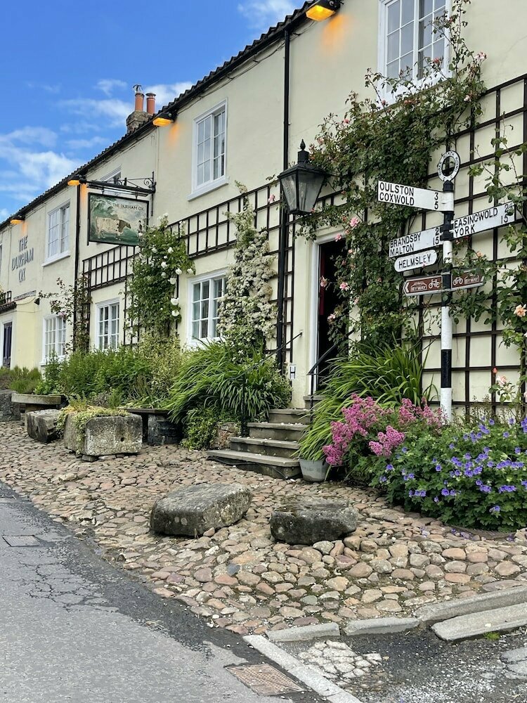 Hotel The Durham Ox, North Yorkshire County, photo