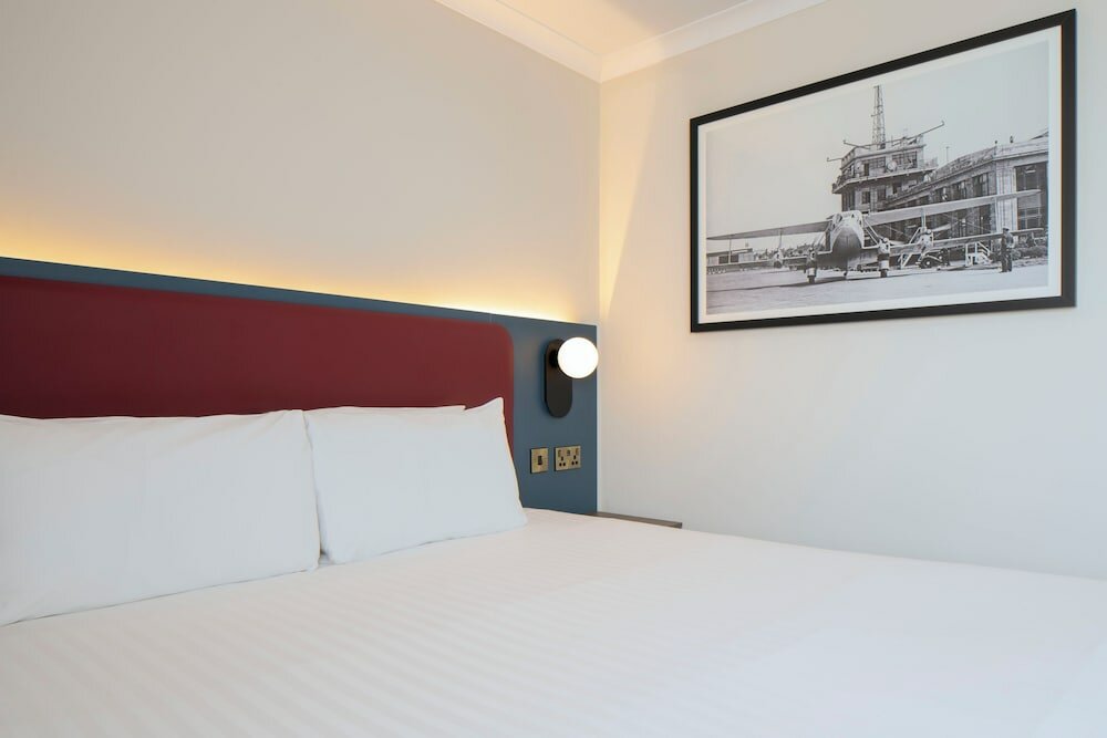 Фото London Croydon Aerodrome Hotel