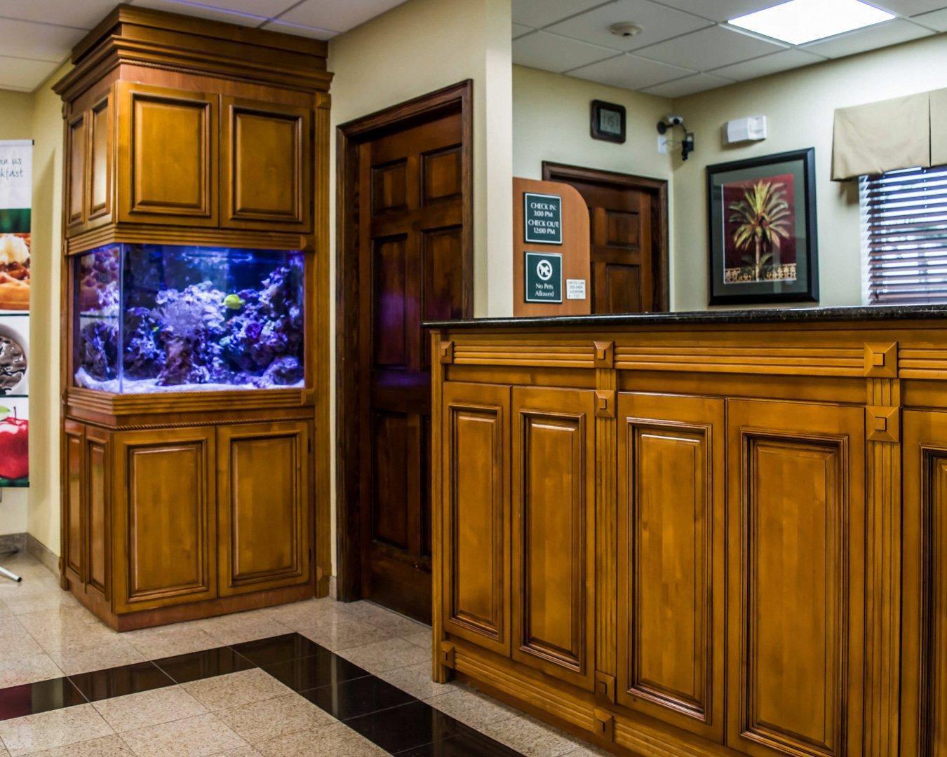 Фото Quality Inn Airport - Cruise Port