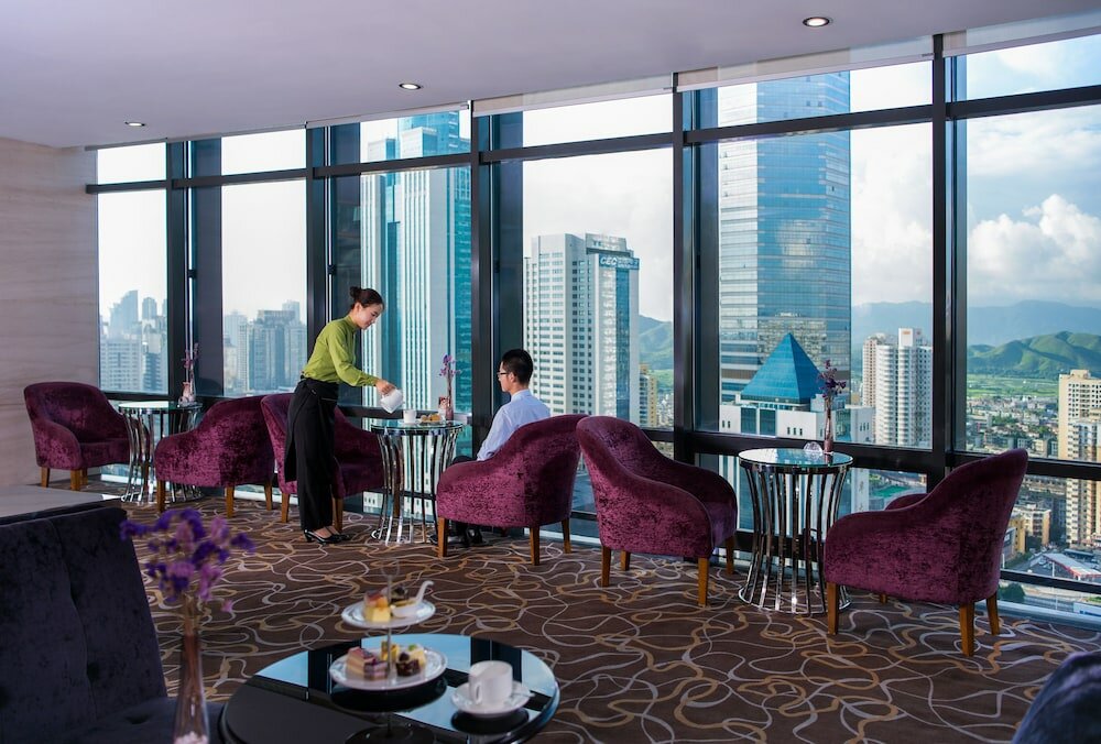 Фото Huaqiang Plaza Hotel Shenzhen