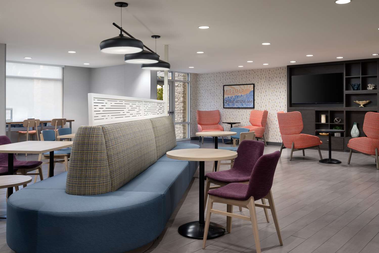 Фото Home2 Suites by Hilton Miramar Ft. Lauderdale