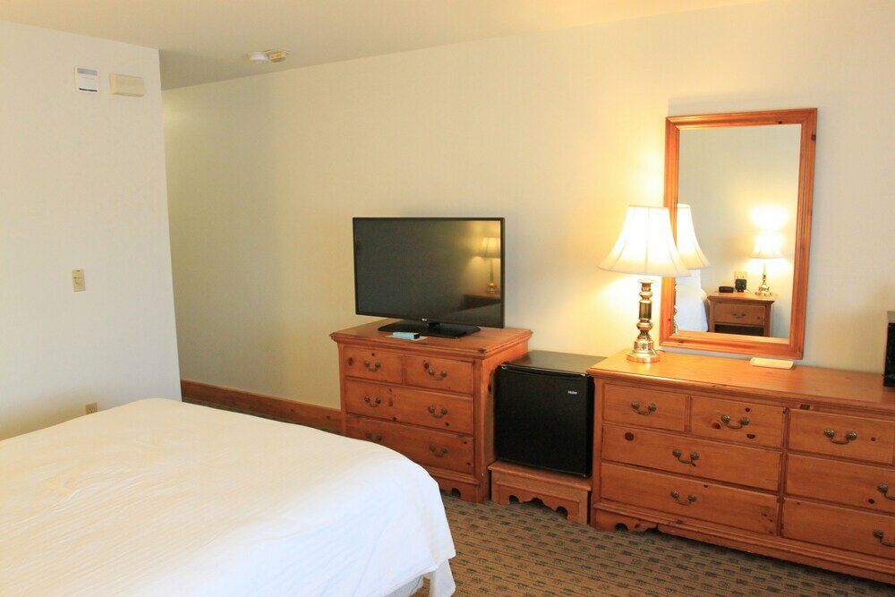 Фото Tugboat Inn