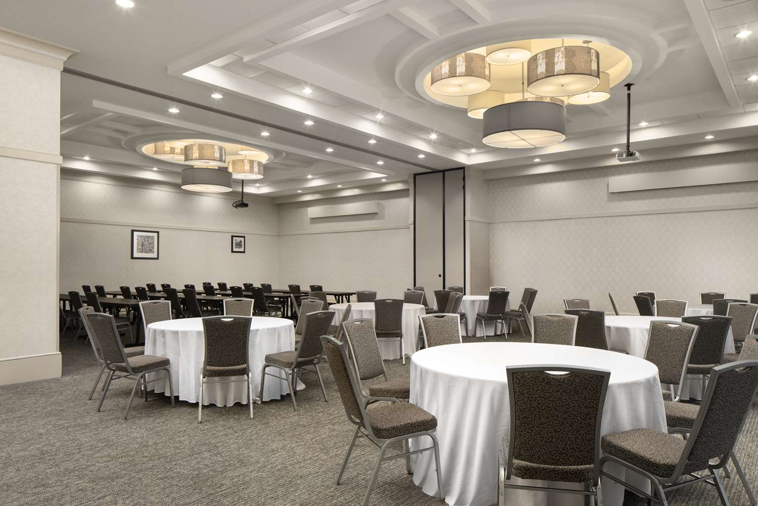 Фото Hampton Inn Stafford/Quantico & Conference Center, Va