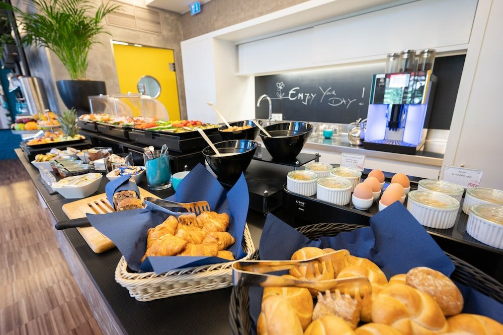 Фото The New Yorker Hotel Köln-Messe