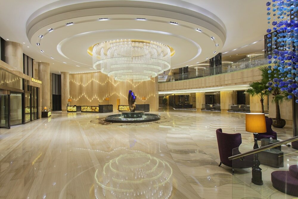 Фото Crowne Plaza Tianjin Meijiangnan
