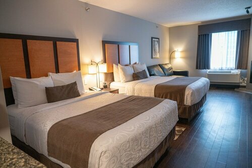 Внешний вид отеля Pocaterra Inn and Waterslide в Канморе, фото 5