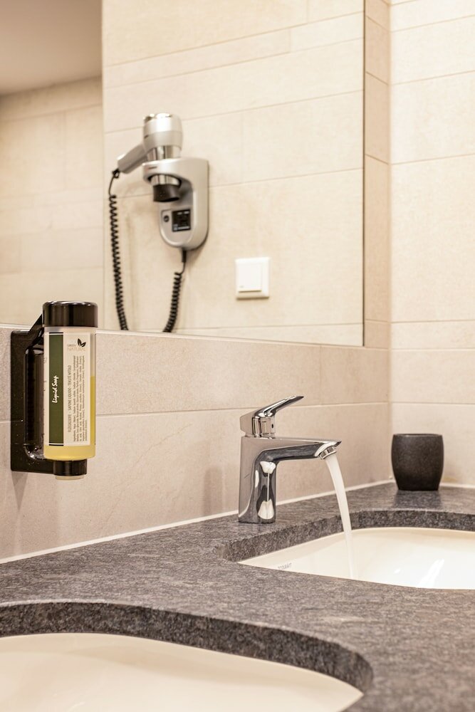 Фото Hotel am Stadtpark