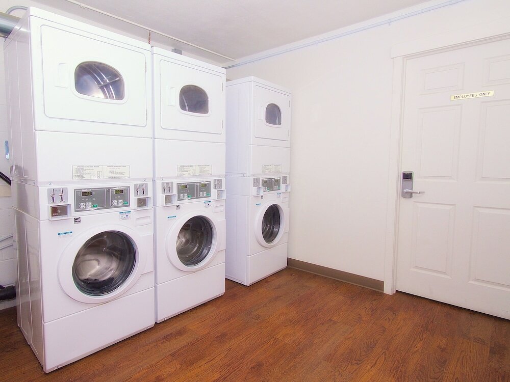 Фото BCMInns Lloydminster