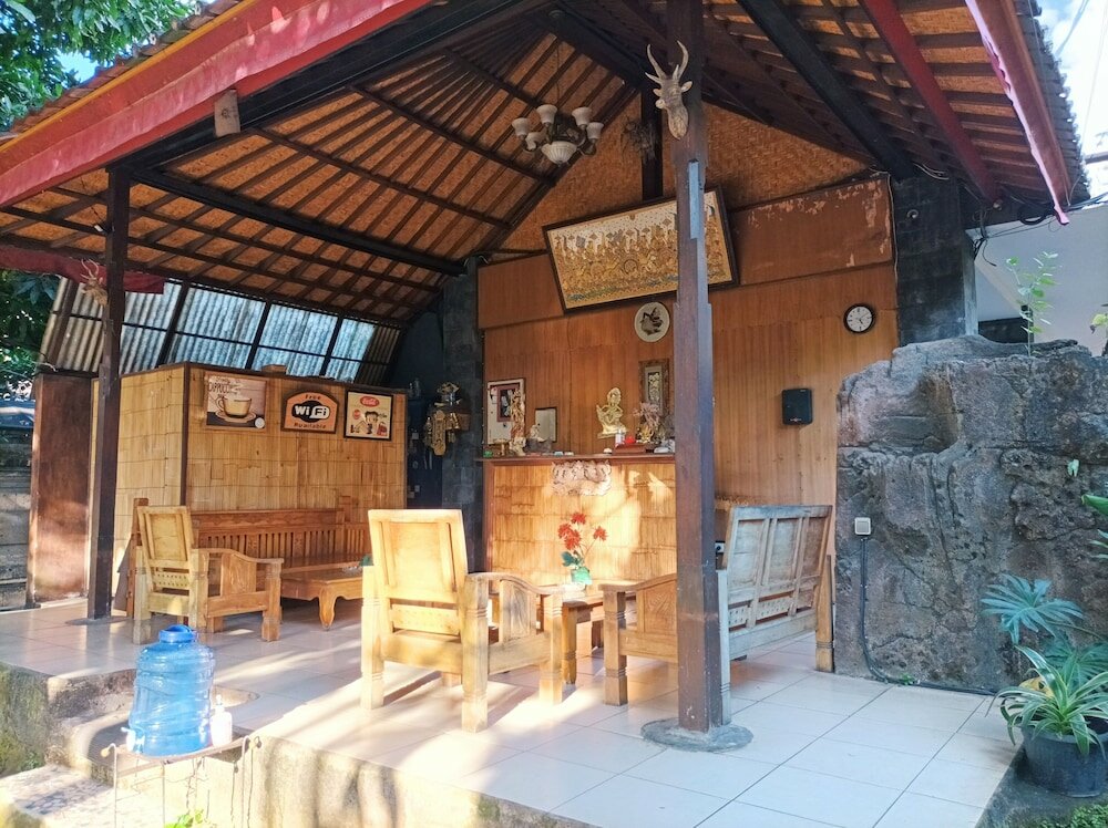 Фото Sapta Petala Hotel