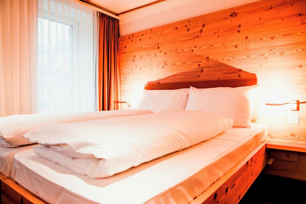 Фото 151514212812