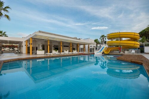 Гостиница Petunya Beach Resort в Бодруме