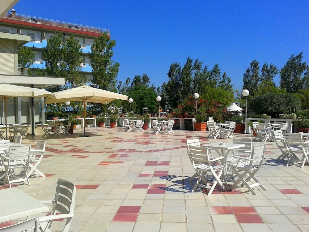 Фото Hotel Britannia