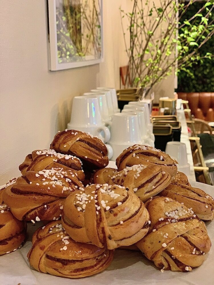 Фото Crystal Plaza Hotel