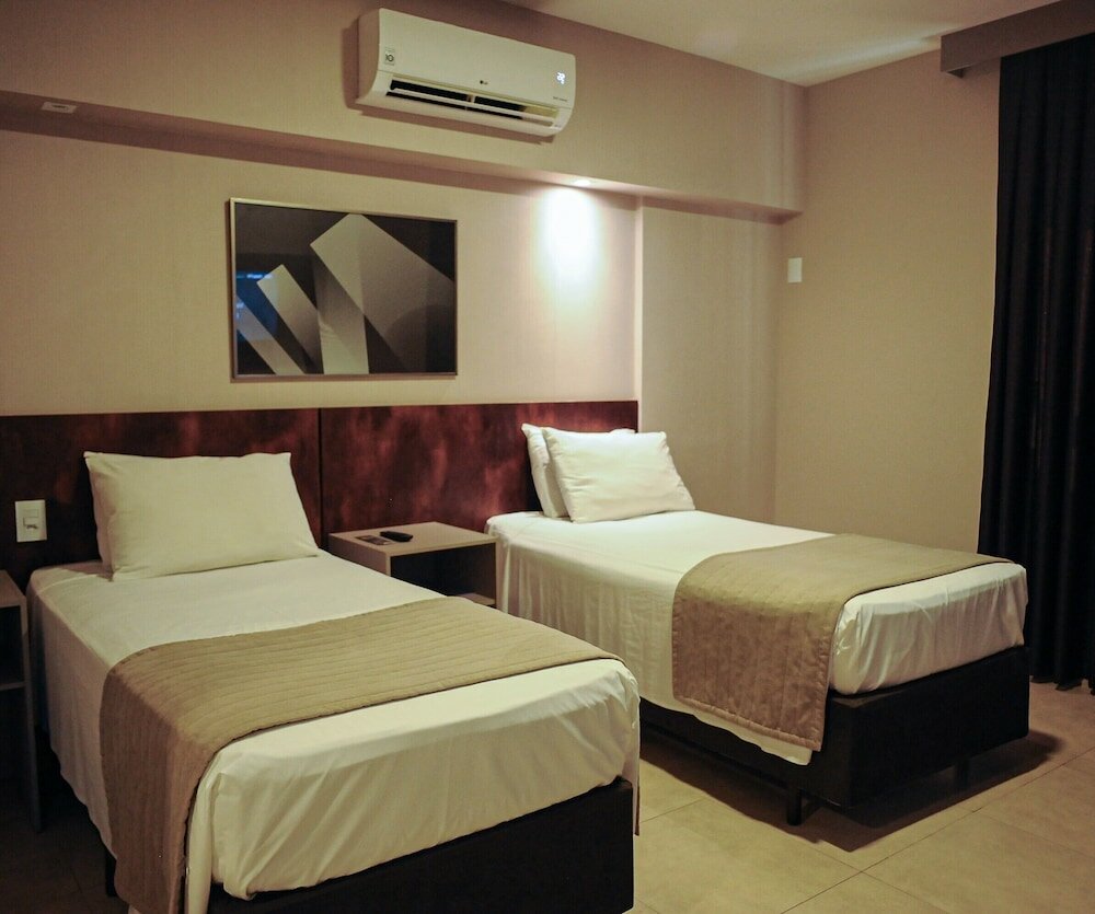 Фото Bristol Infinity Hotel