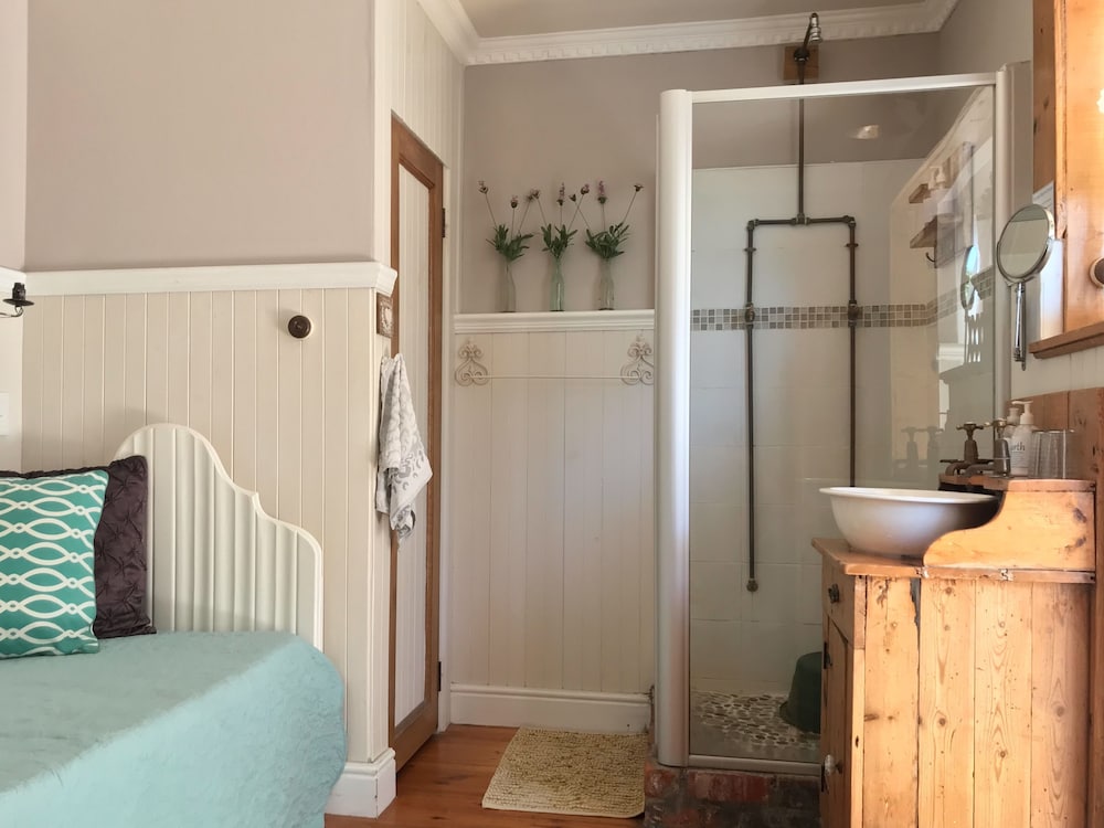 Фото Bluebottle Guest House