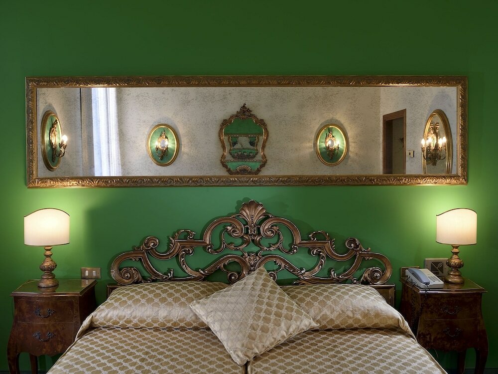 Фото Hotel Amadeus