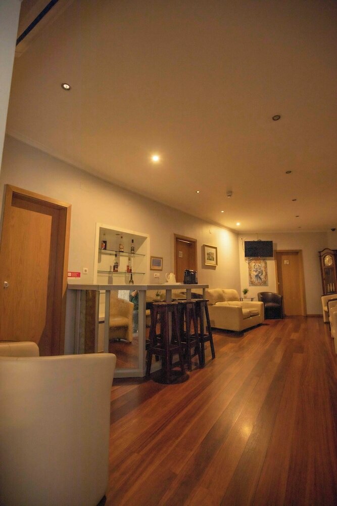 Фото Grande Pensão Alcobia