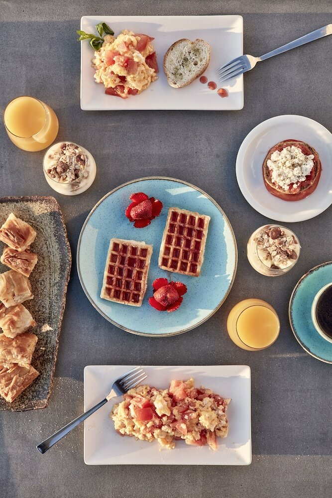 Фото Elysian Santorini