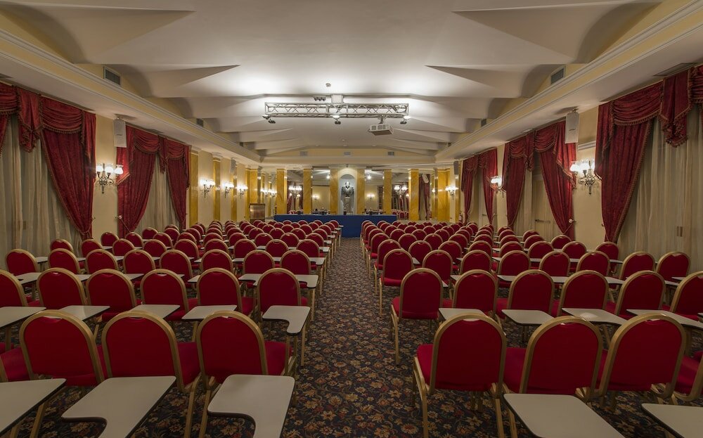 Фото Bettoja Hotel Massimo D'Azeglio