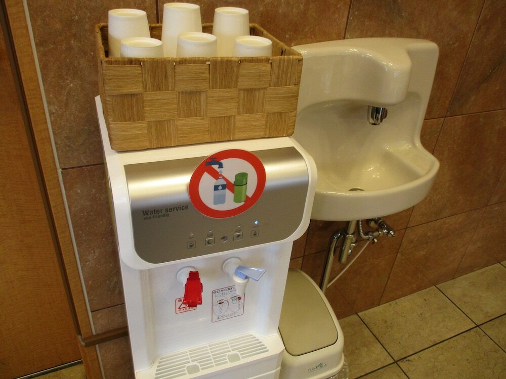 Фото Toyoko Inn Tottori-Eki Minami-Guchi