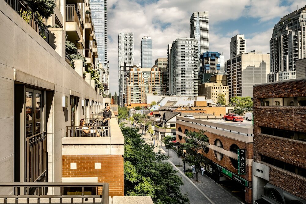 Фото The Hazelton Hotel