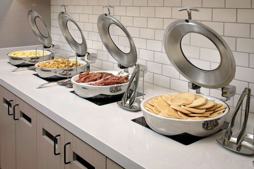 Фото Hyatt House Irvine/John Wayne Airport