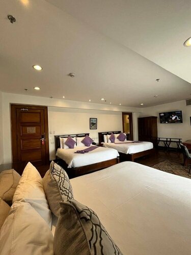 Гостиница Safari Lodge Baguio by Log Cabin Hotel в Багио
