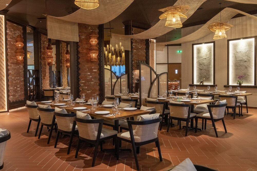 Фото M Resort & Hotel