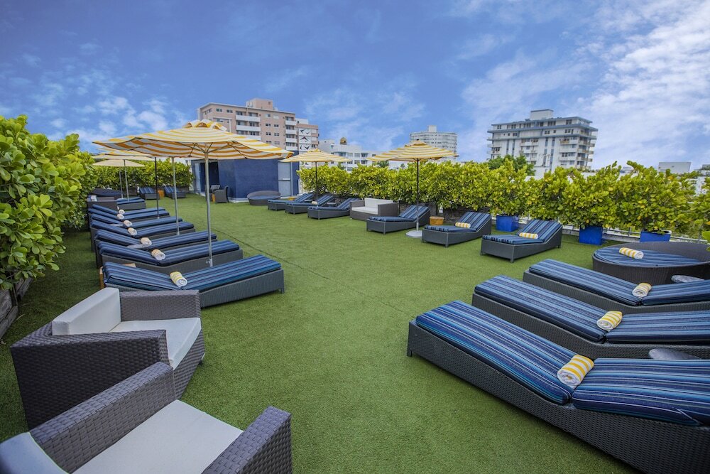 Фото Catalina Hotel & Beach Club