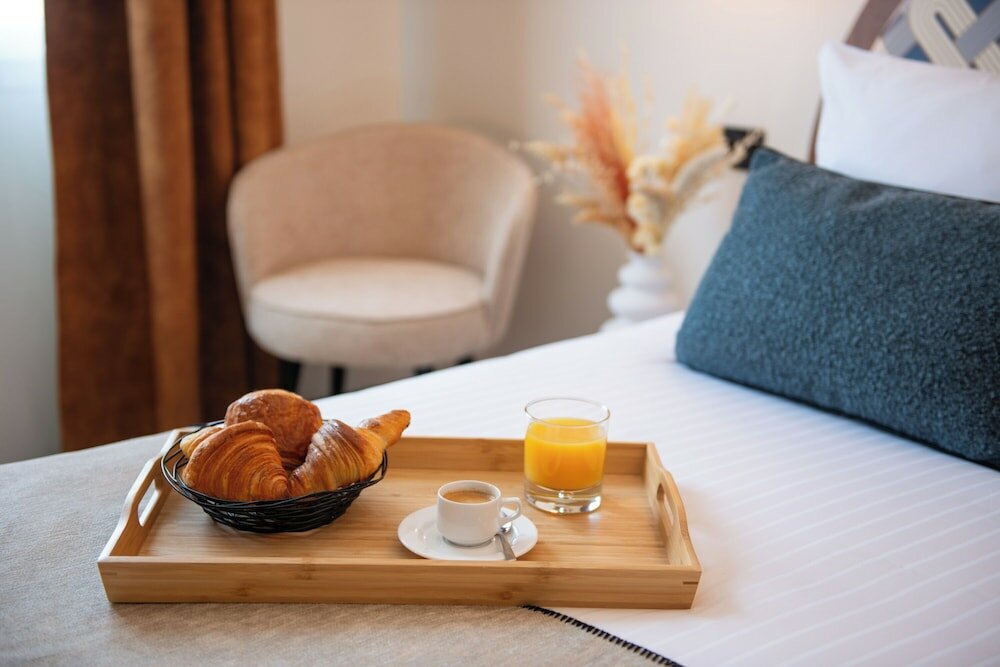 Фото Hotel Helussi