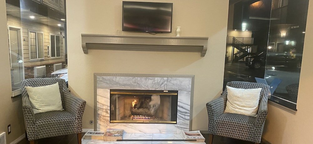 Фото Days Inn by Wyndham Newport Or