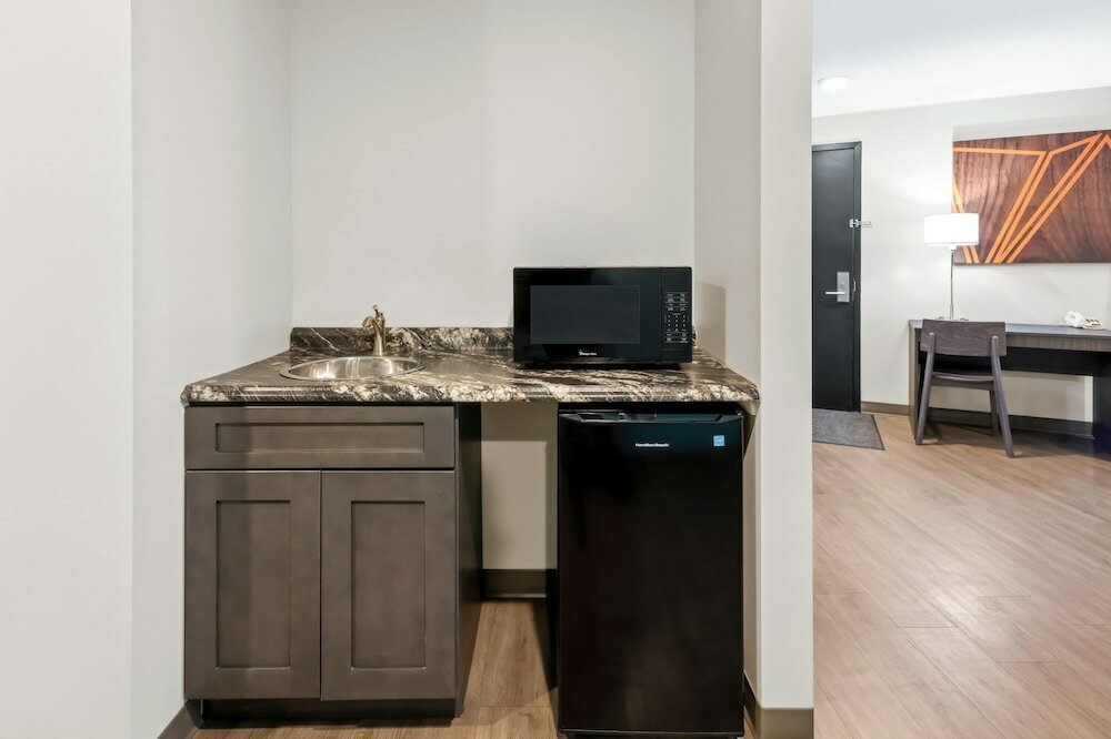 Фото Howard Johnson by Wyndham Thunder Bay