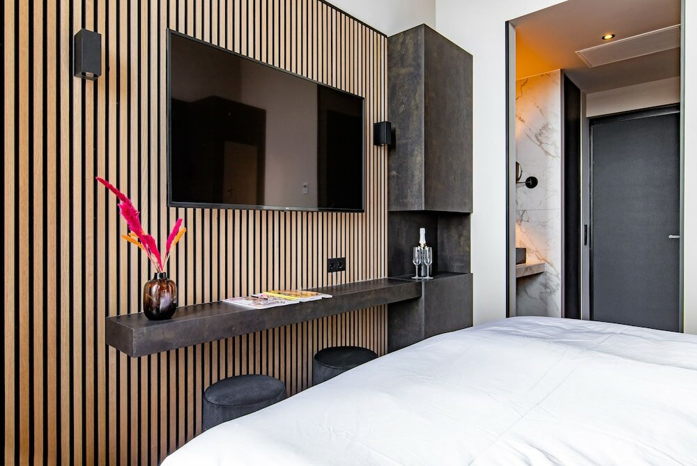 Фото Monument Hotel