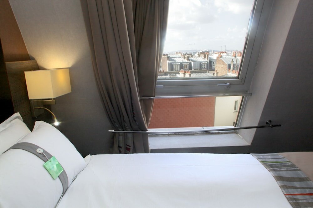 Фото Holiday Inn Paris Montmartre