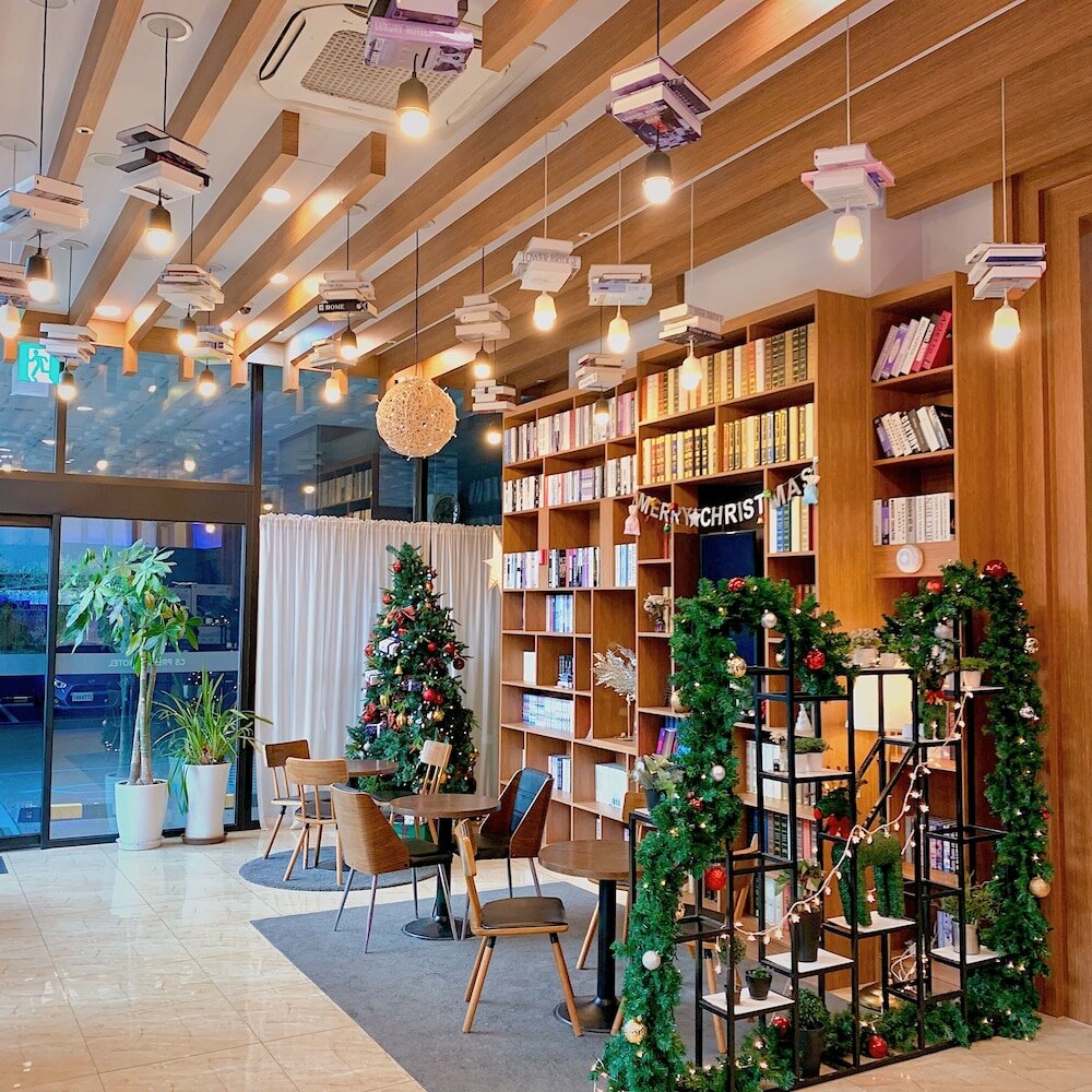 Фото CS Premier Hotel