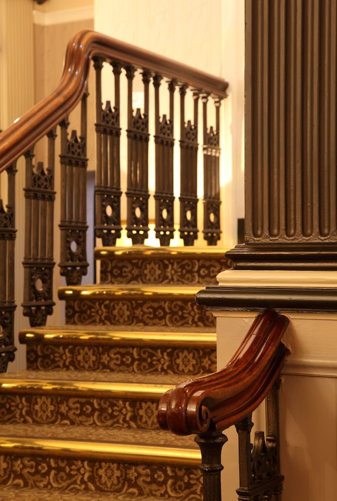 Фото Macdonald New Blossoms Hotel, Chester