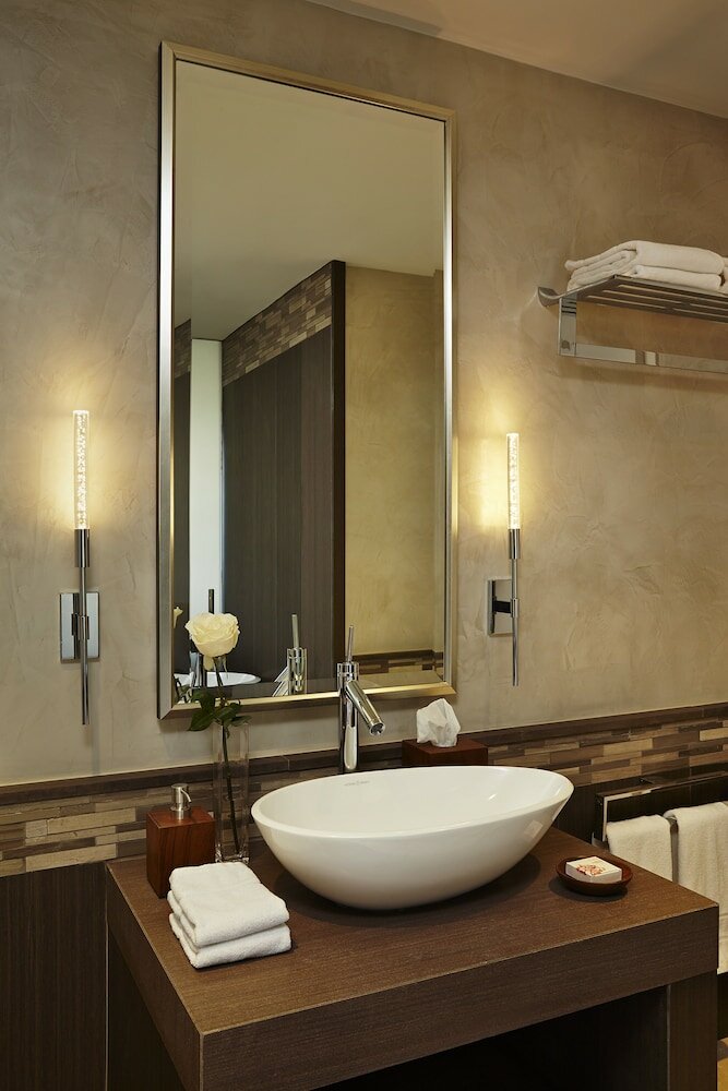 Фото Royal Blues Hotel