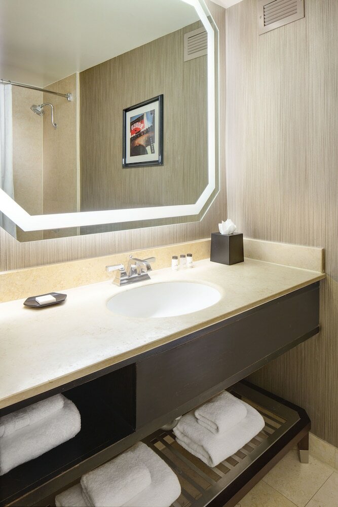 Фото Sheraton Fort Worth Downtown Hotel