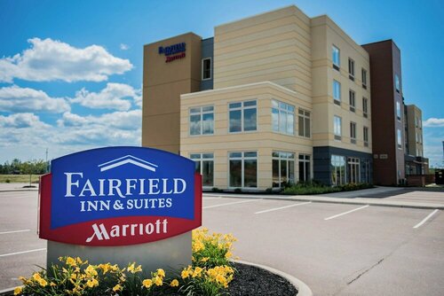 Внешний вид отеля Fairfield Inn & Suites by Marriott Moncton в Монктоне, фото 5