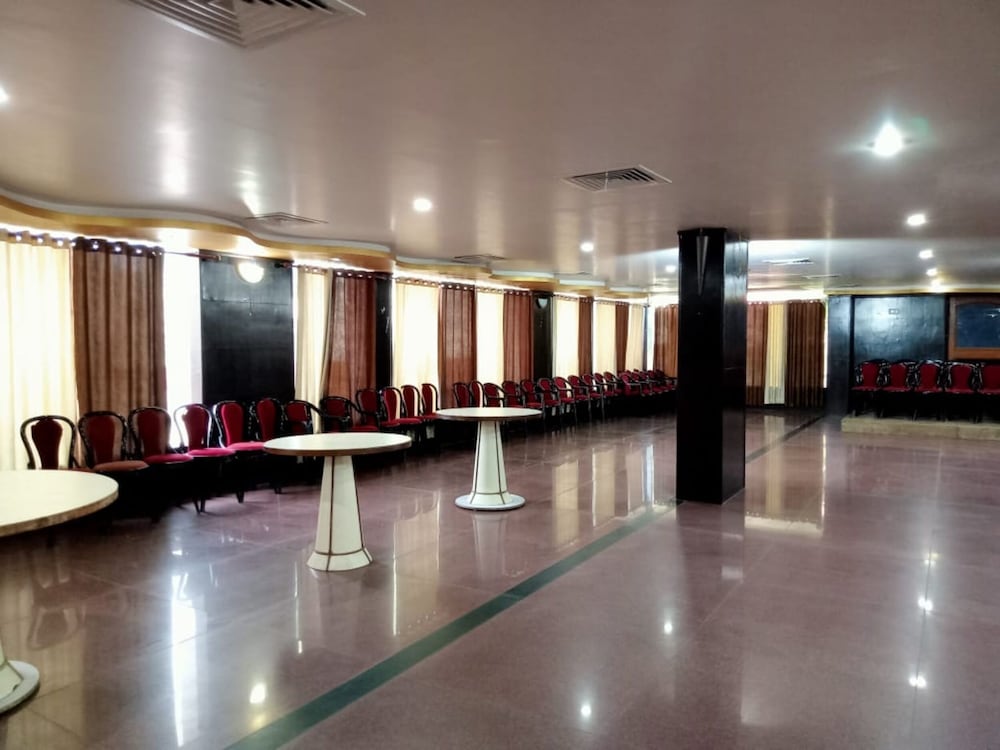 Фото Hotel Galaxy Intercontinental