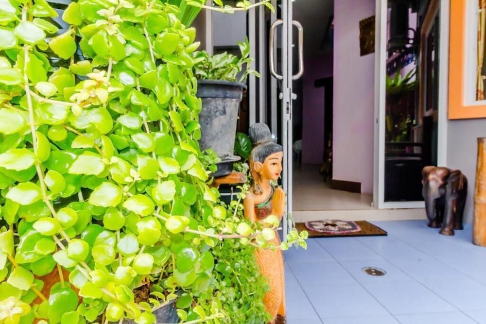 Фото Baan Yuyen Karon Guesthouse