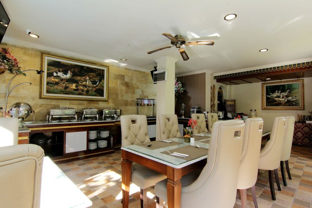 Фото Hotel Indah Palace Yogyakarta