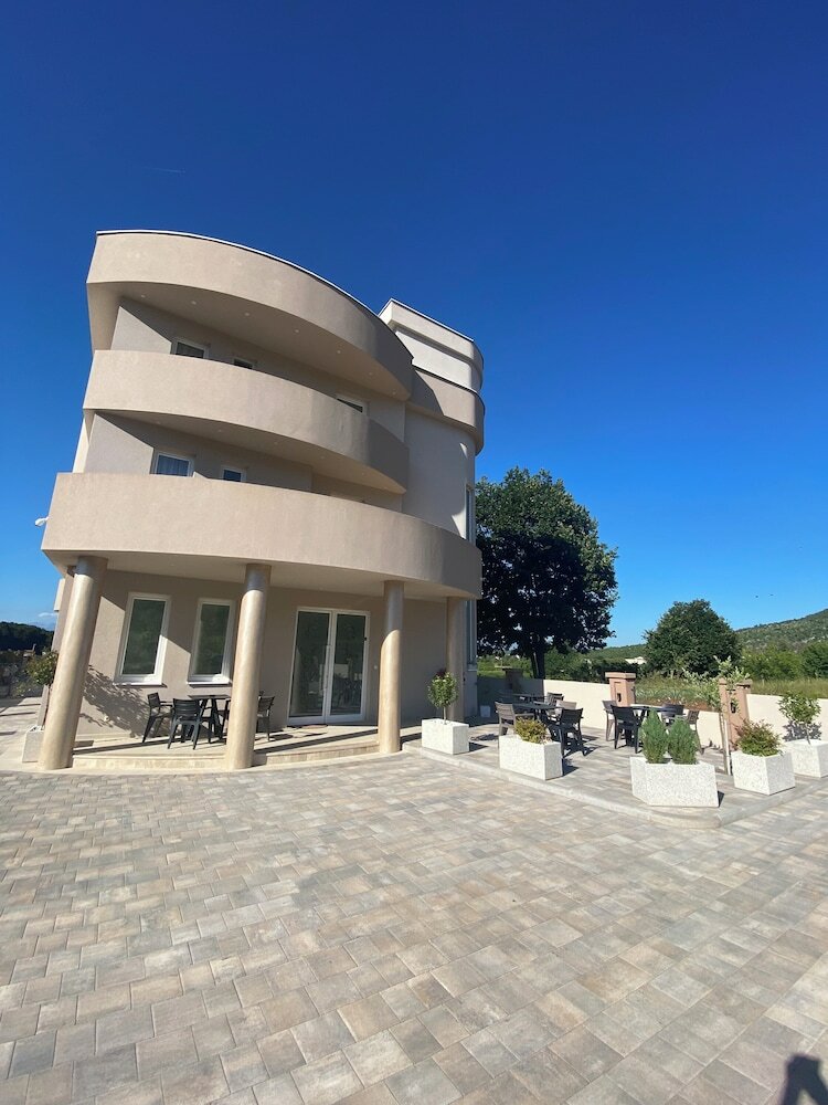 Фото Villa Flowers